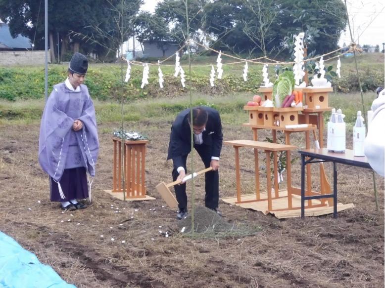 鍬入れの儀