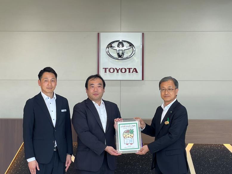 認証票交付式0508